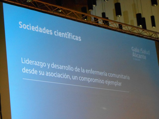 premio sociedades cientificas. iv gala de salud-upsana2